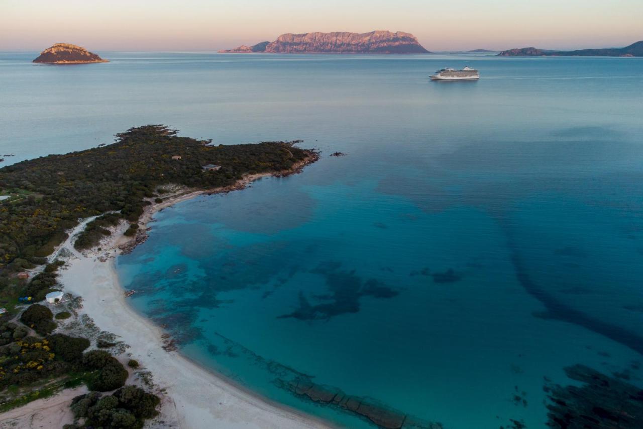 Spiaggia Bianca Pedra Rosa - Your House In Sardinia กอลโฟอารันชี ภายนอก รูปภาพ