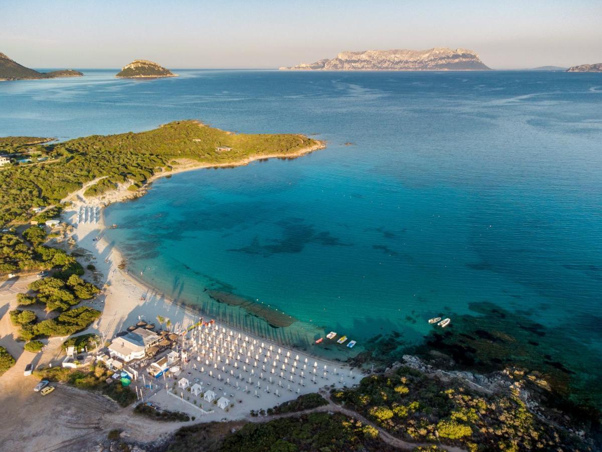 Spiaggia Bianca Pedra Rosa - Your House In Sardinia กอลโฟอารันชี ภายนอก รูปภาพ